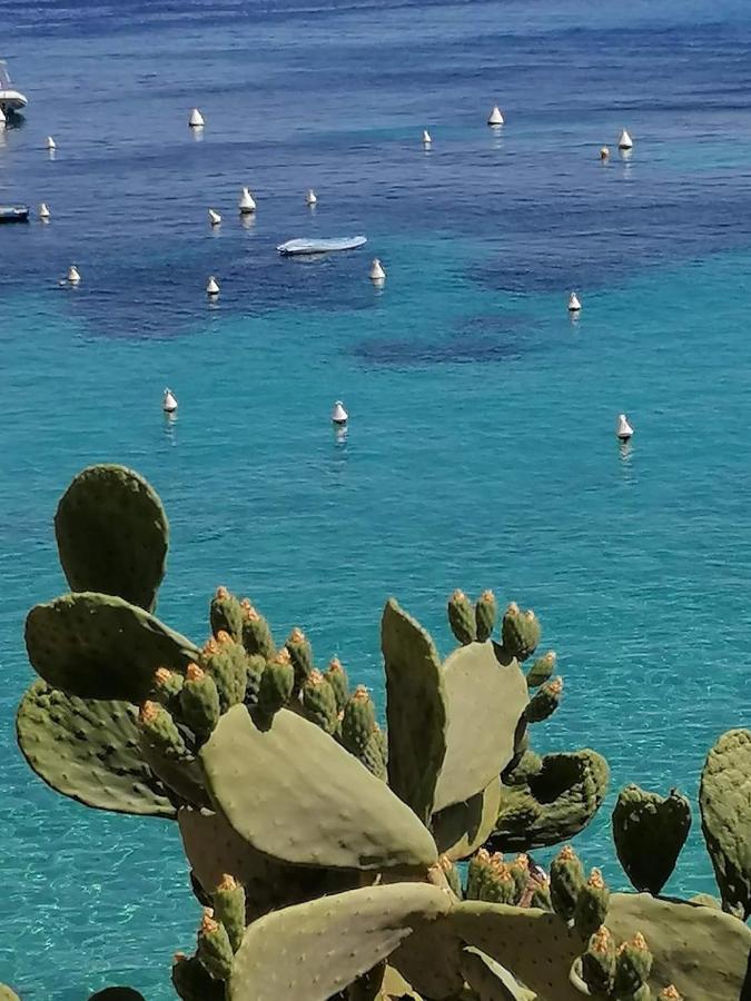 קוסטונאצ'י Casa Vacanza Tra Cielo E Mare מראה חיצוני תמונה