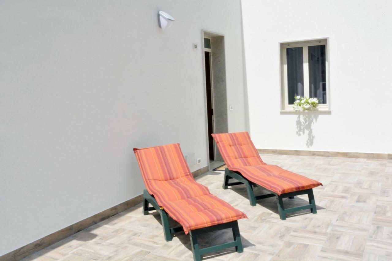 קוסטונאצ'י Casa Vacanza Tra Cielo E Mare מראה חיצוני תמונה