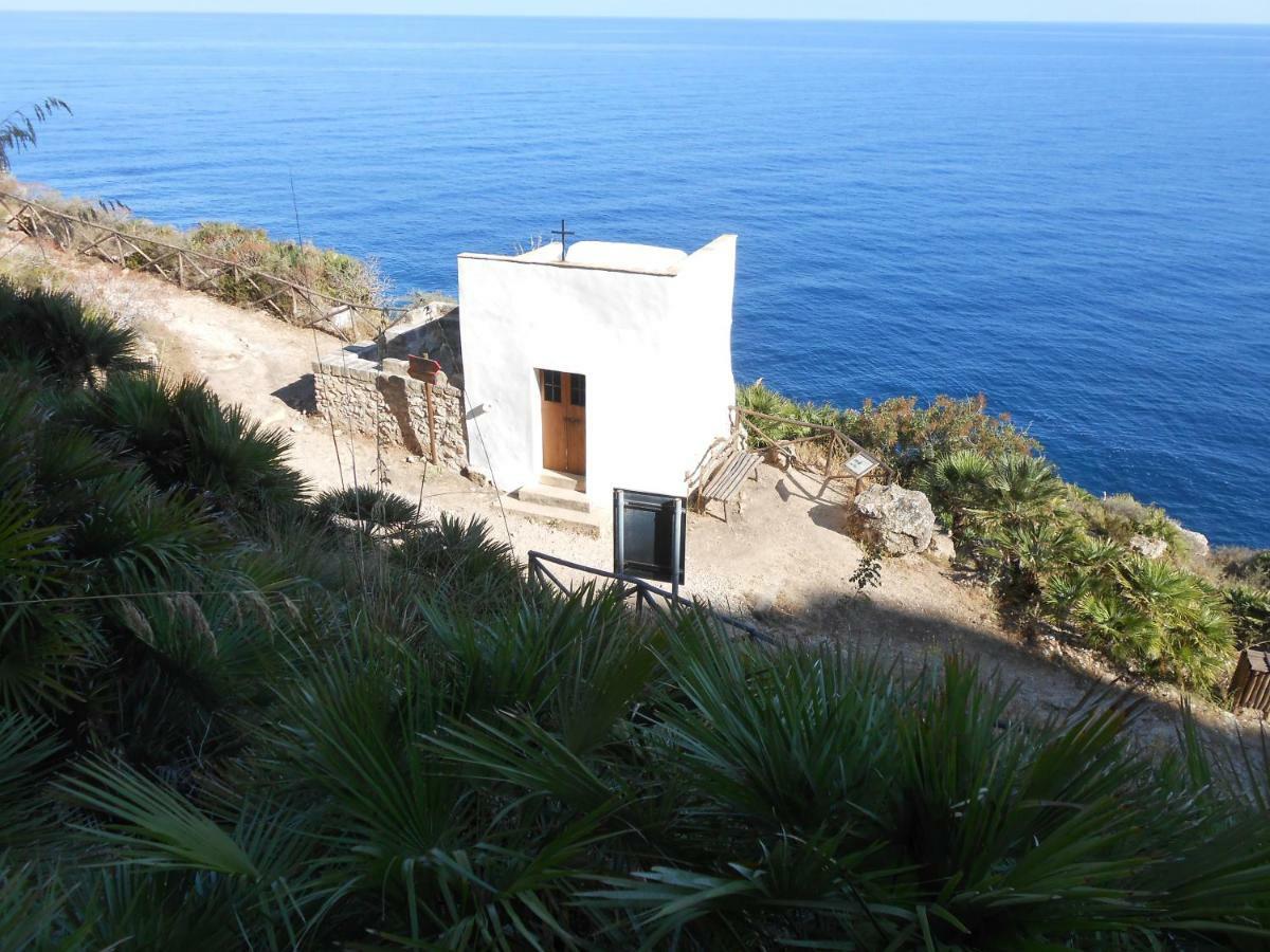 קוסטונאצ'י Casa Vacanza Tra Cielo E Mare מראה חיצוני תמונה
